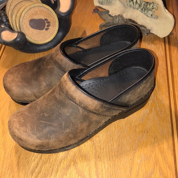 dansko size 8.5